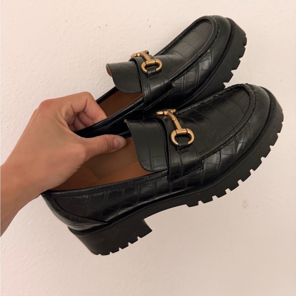 Nine West Black Croc-Embossed Loafers with Gold Detail